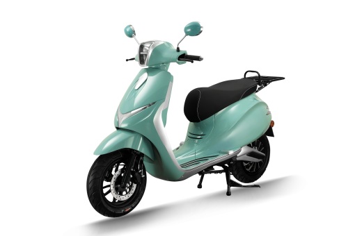 Alpha 2000W 45KM/H EEC Electric Motorcycle With Lithium Battery Vogue LED Lights